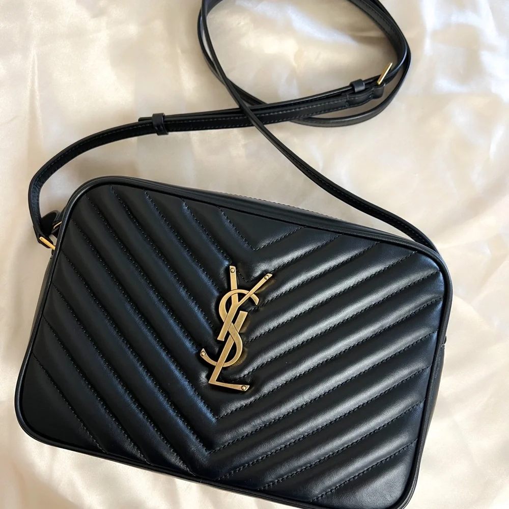 🩷SOLD🩷Yves Saint Laurent Lou Camera Bag - Picture 6 of 16